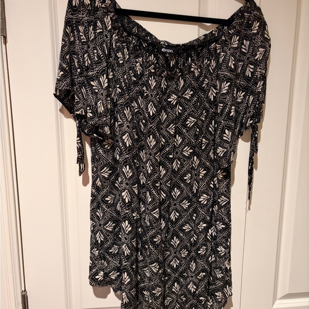 Rip Curl Black and White Print Cover Up